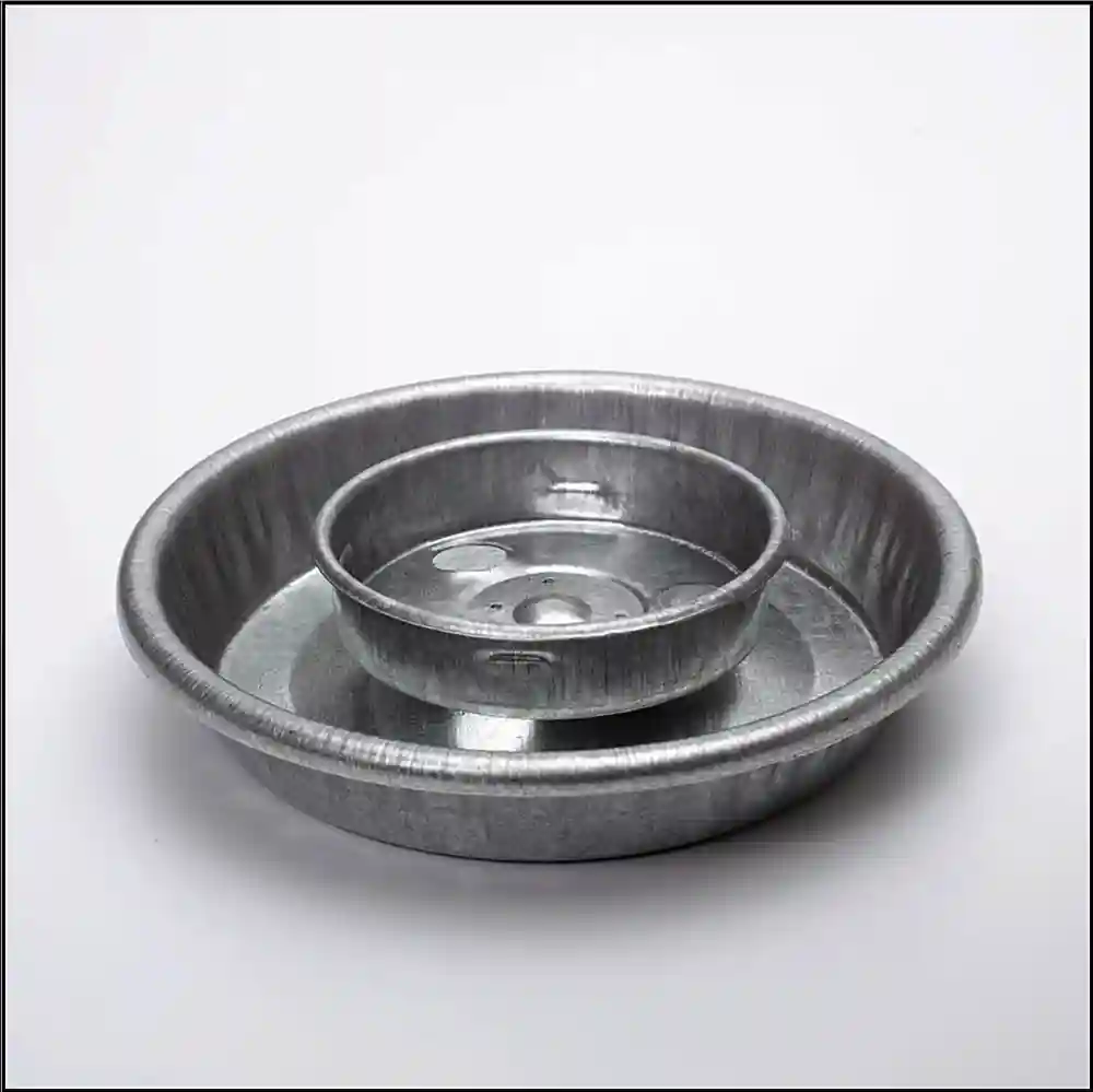 1 Quart Jar Metal Waterer Base