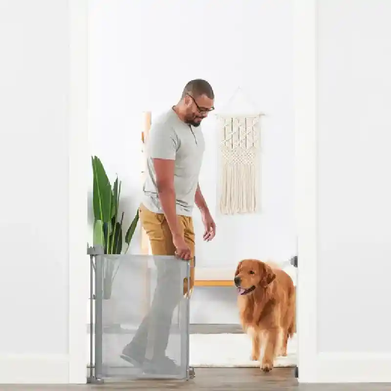 Carlson Pet Products Retractable Gate by Carlson Pet Products, Inc